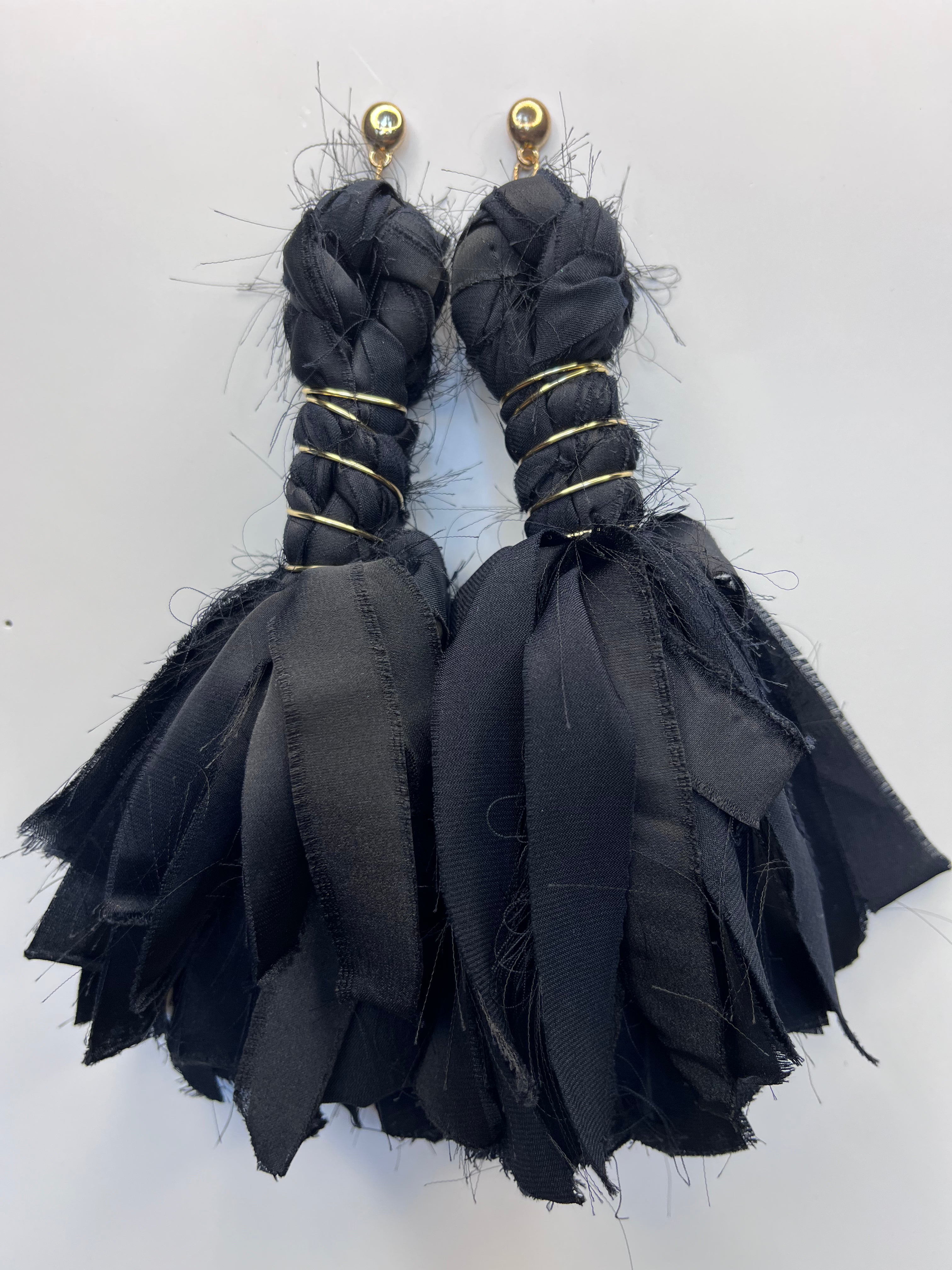 Amora (Black)