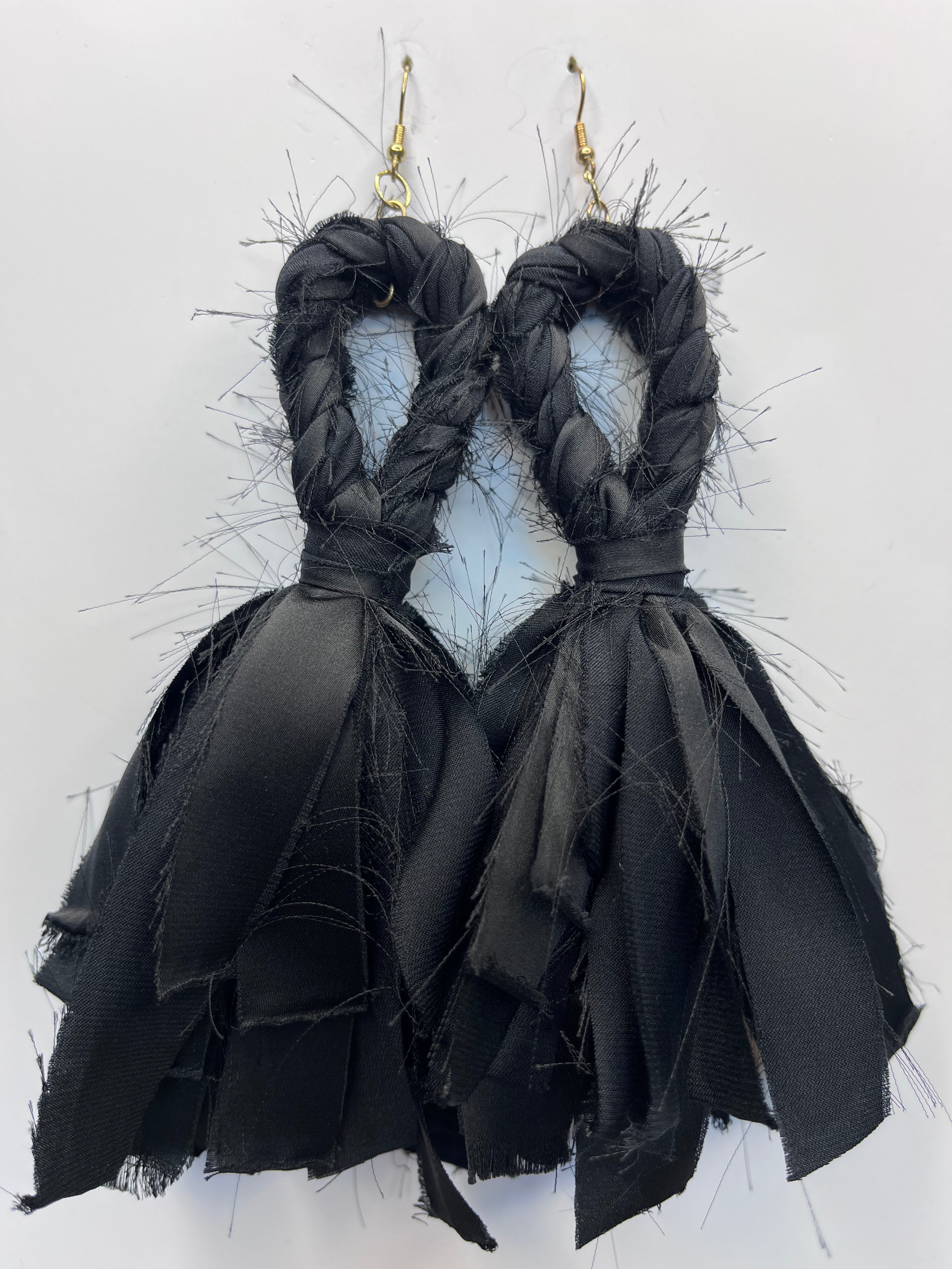 Amora (Black)