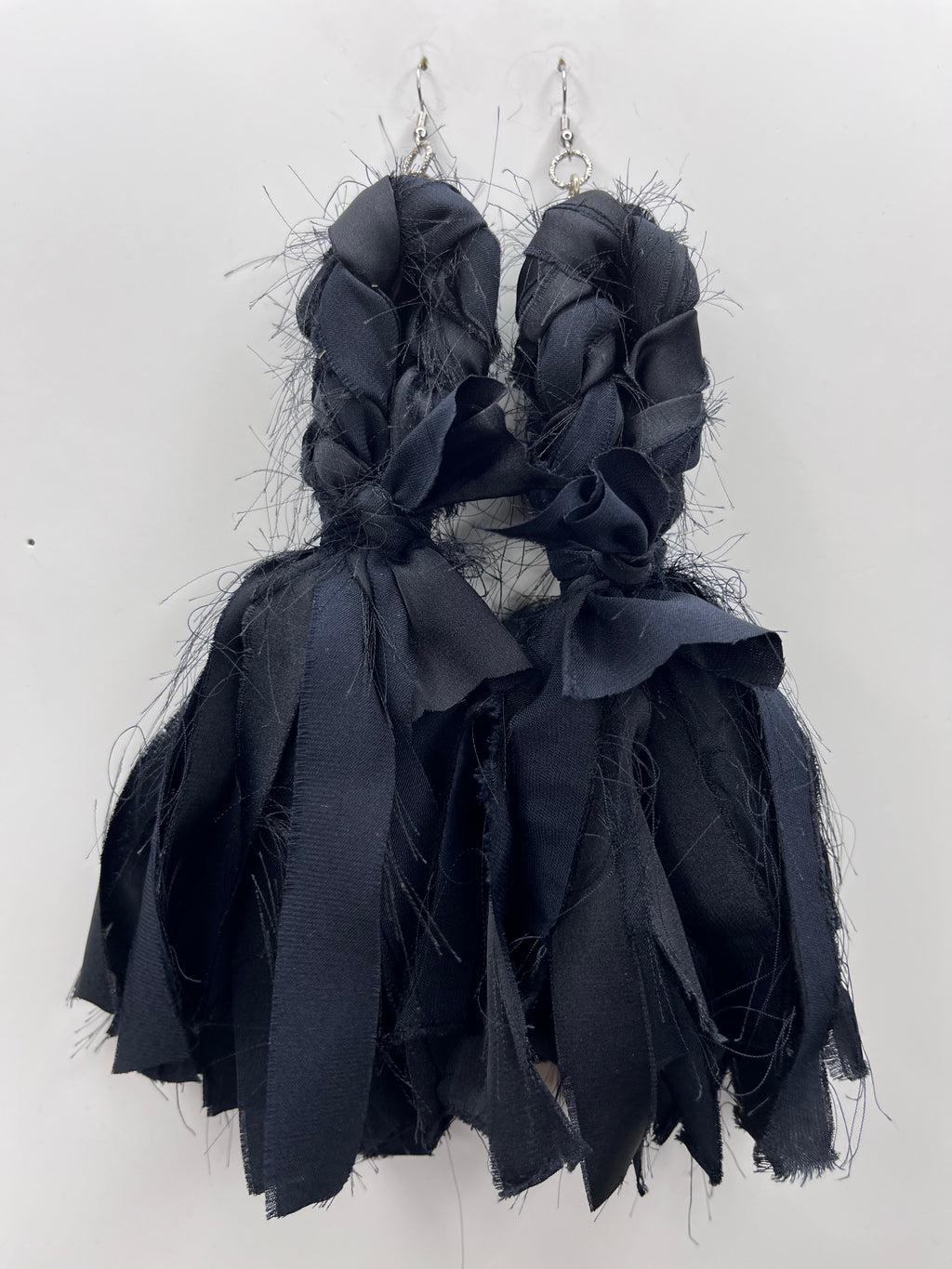 Amora (Black)