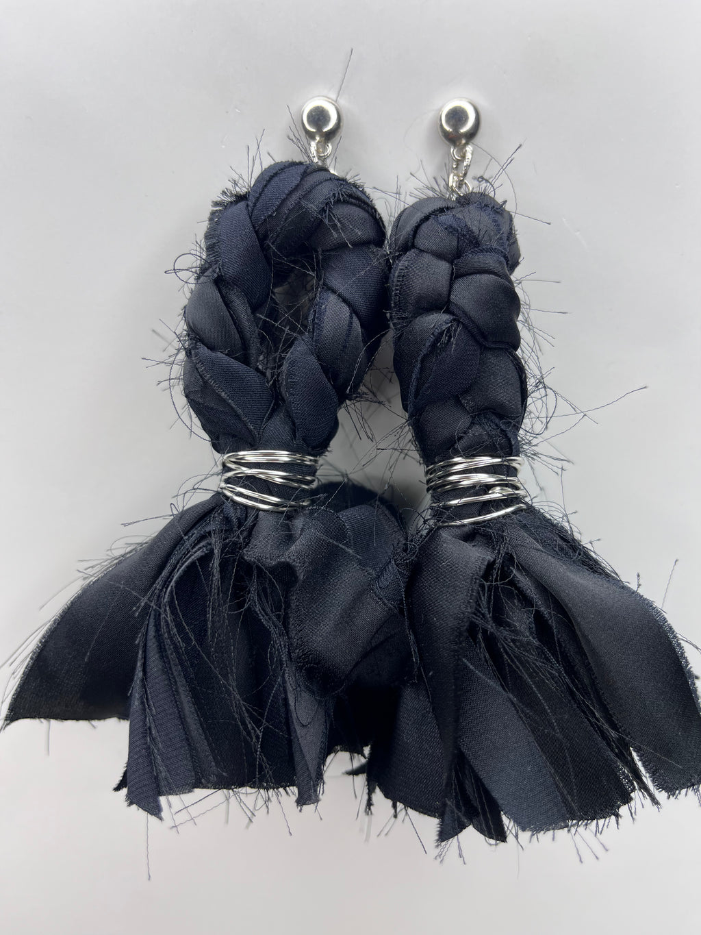Amora (Black)