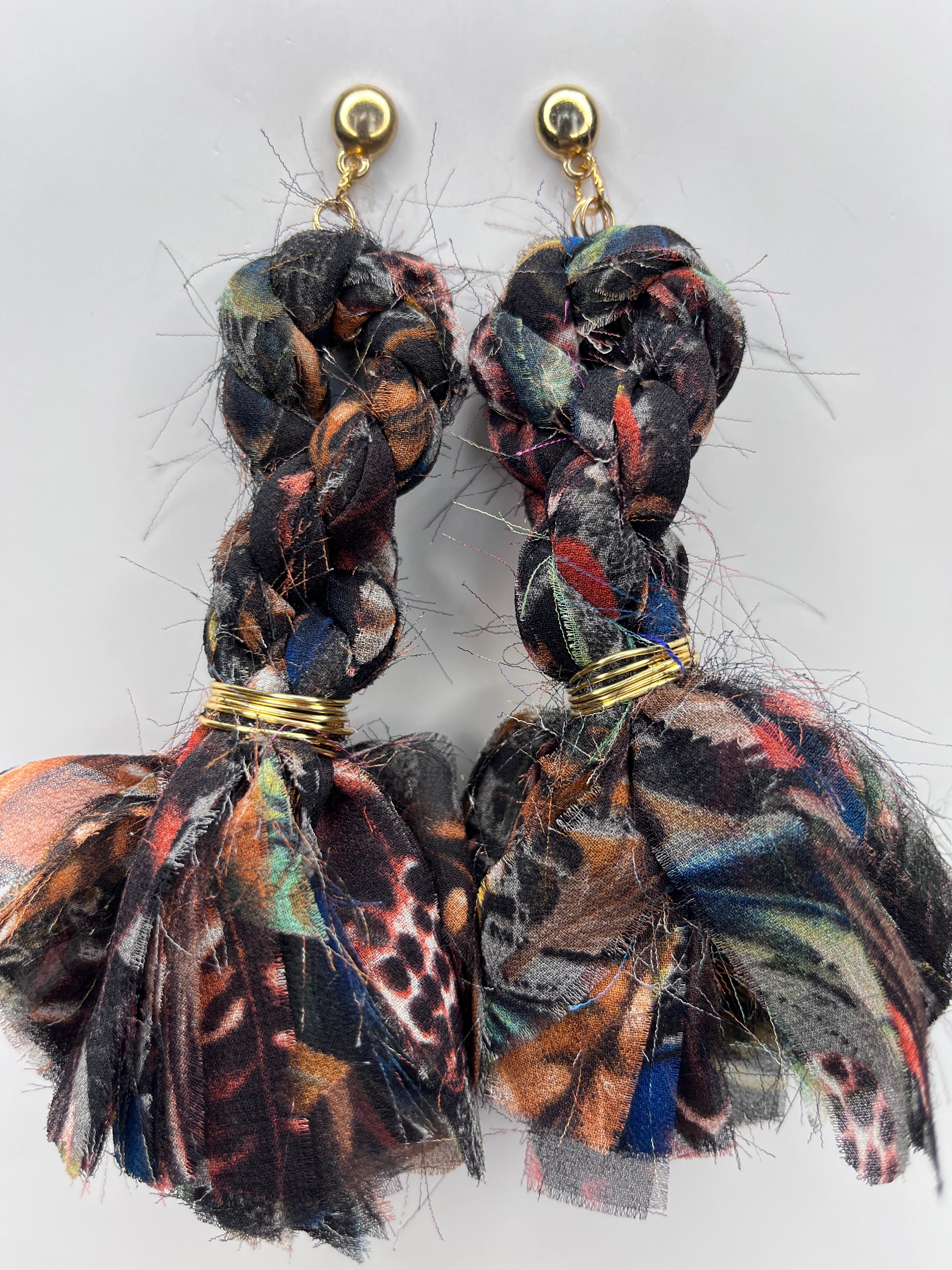Amber (Multi-Black)