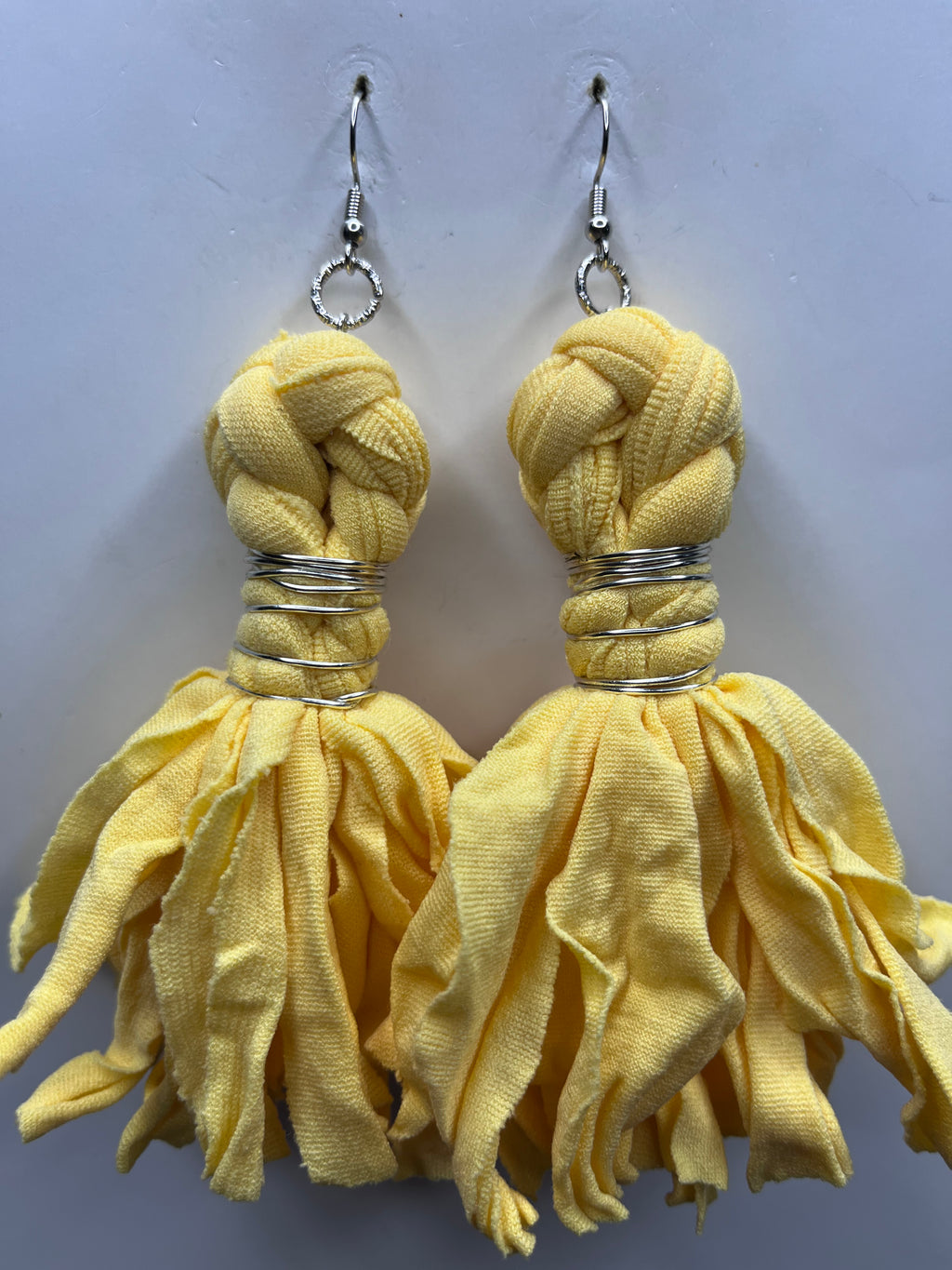 Admirable (Yellow)