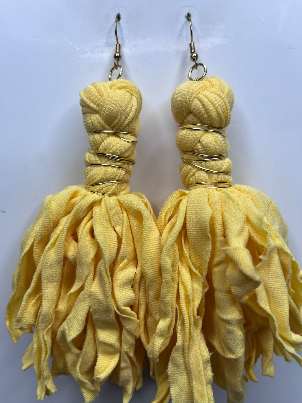 Admirable (Yellow)