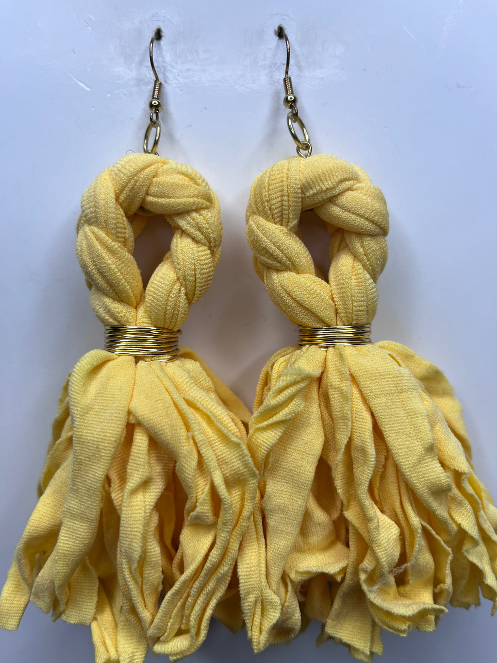 Admirable (Yellow)